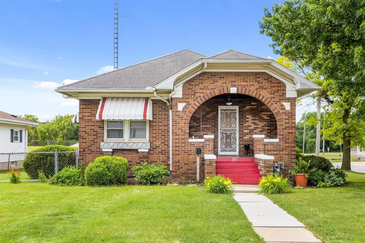 801 Bazore ST, Streator, IL 61364