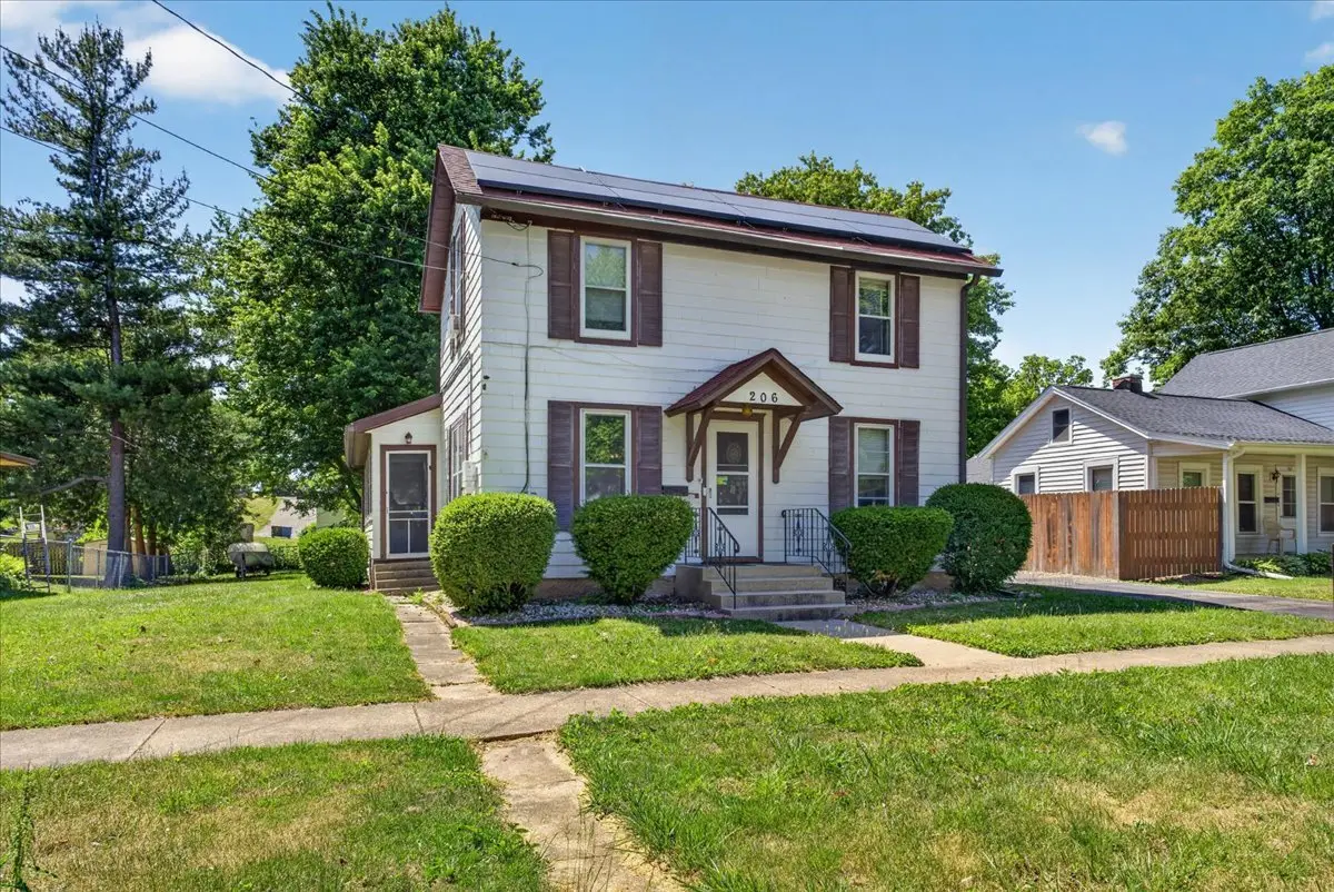 206 N 6th ST, Oregon, IL 61061