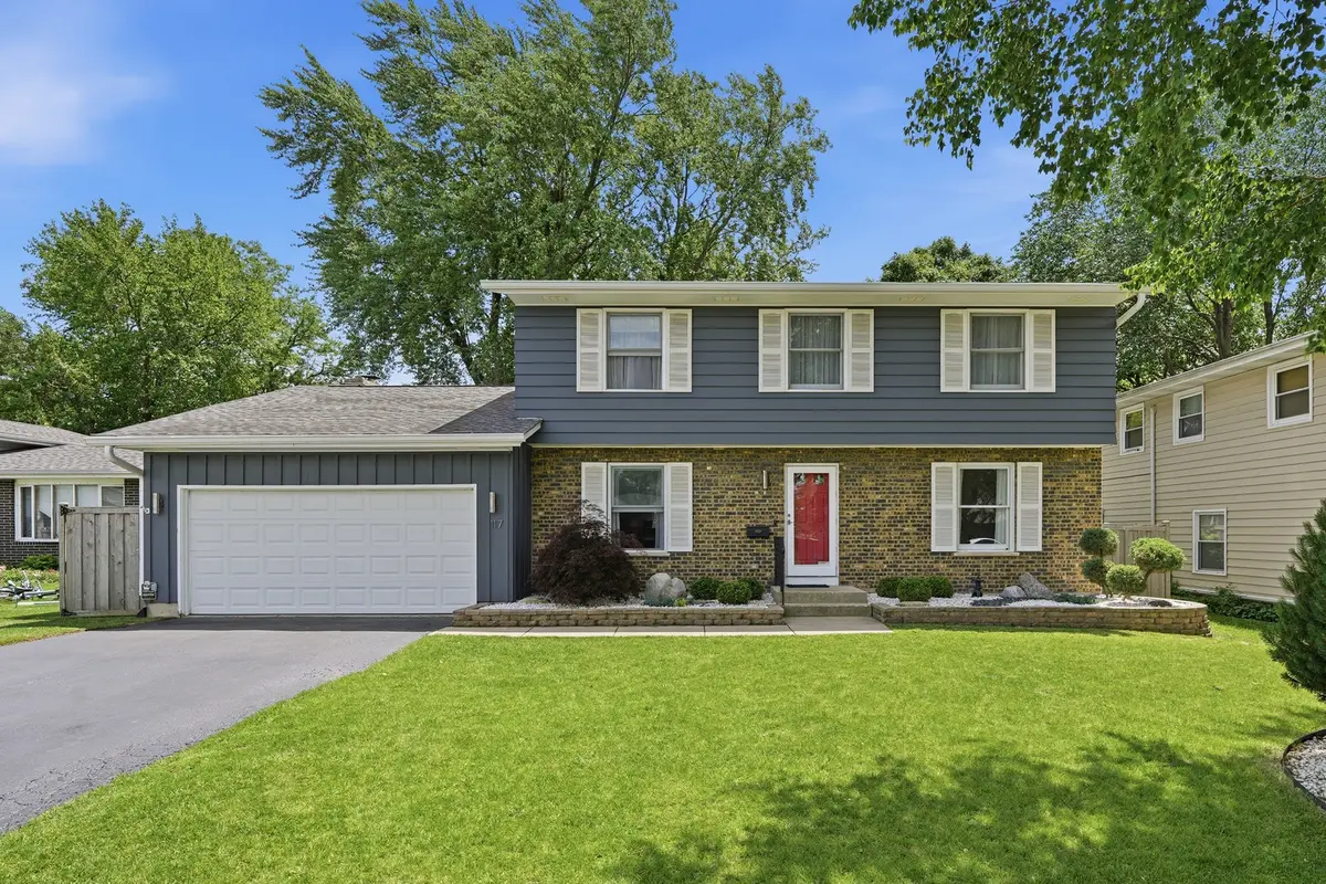 117 Lloyd ST, Cary, IL 60013