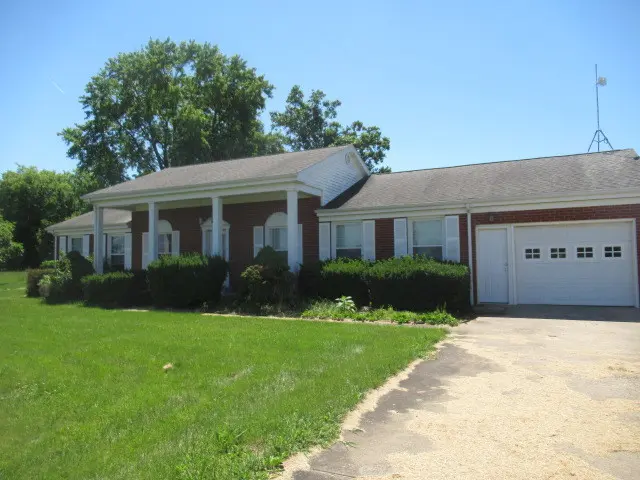 11317 Route 166 Route, Marion, IL 62959