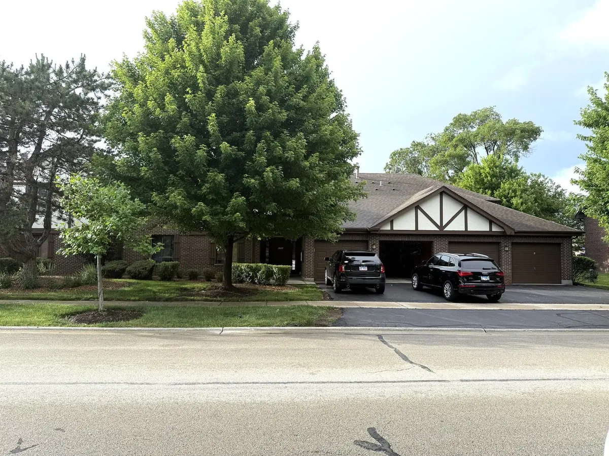 6780 180th ST #6, Tinley Park, IL 60477