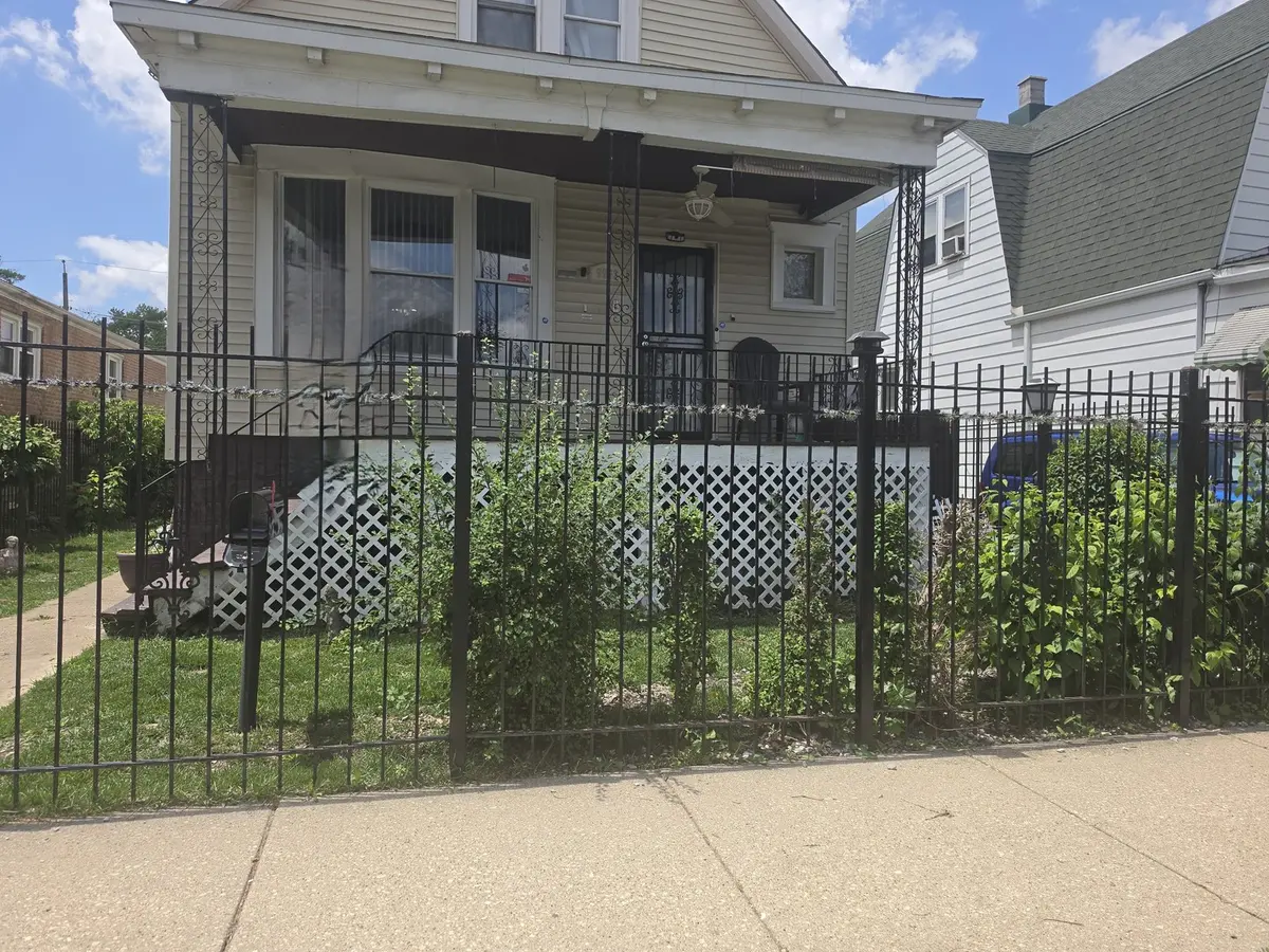 9950 S State ST, Chicago, IL 60628