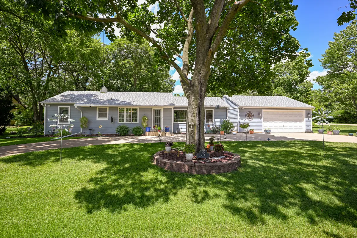 411 Carlisle RD, Batavia, IL 60510