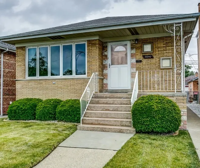 3846 W 84th PL, Chicago, IL 60652