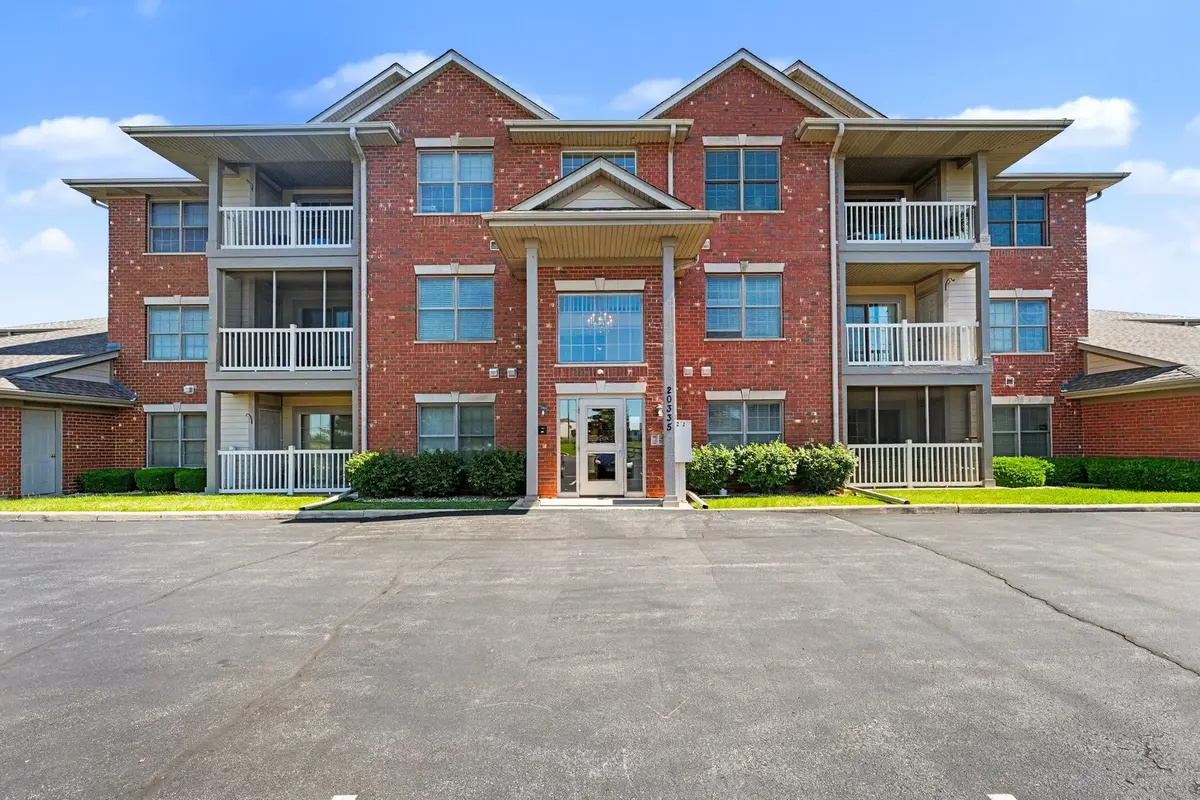 20345 S Rainford DR #1C, Frankfort, IL 60423