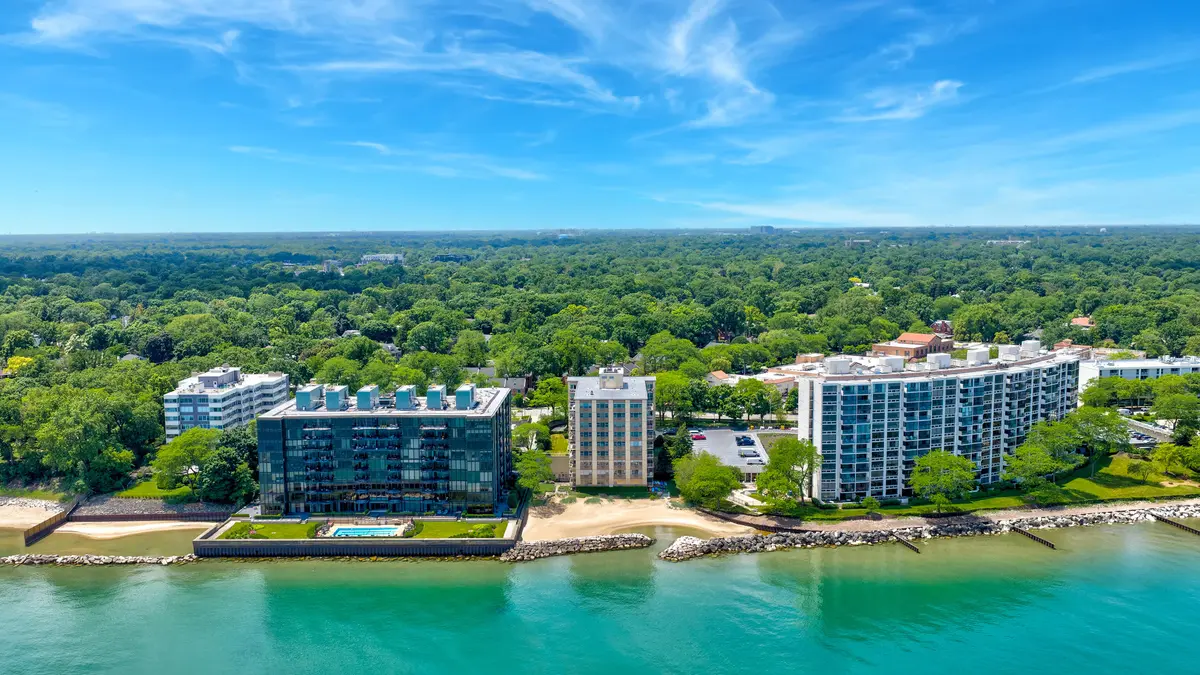 1440 SHERIDAN RD #706, Wilmette, IL 60091