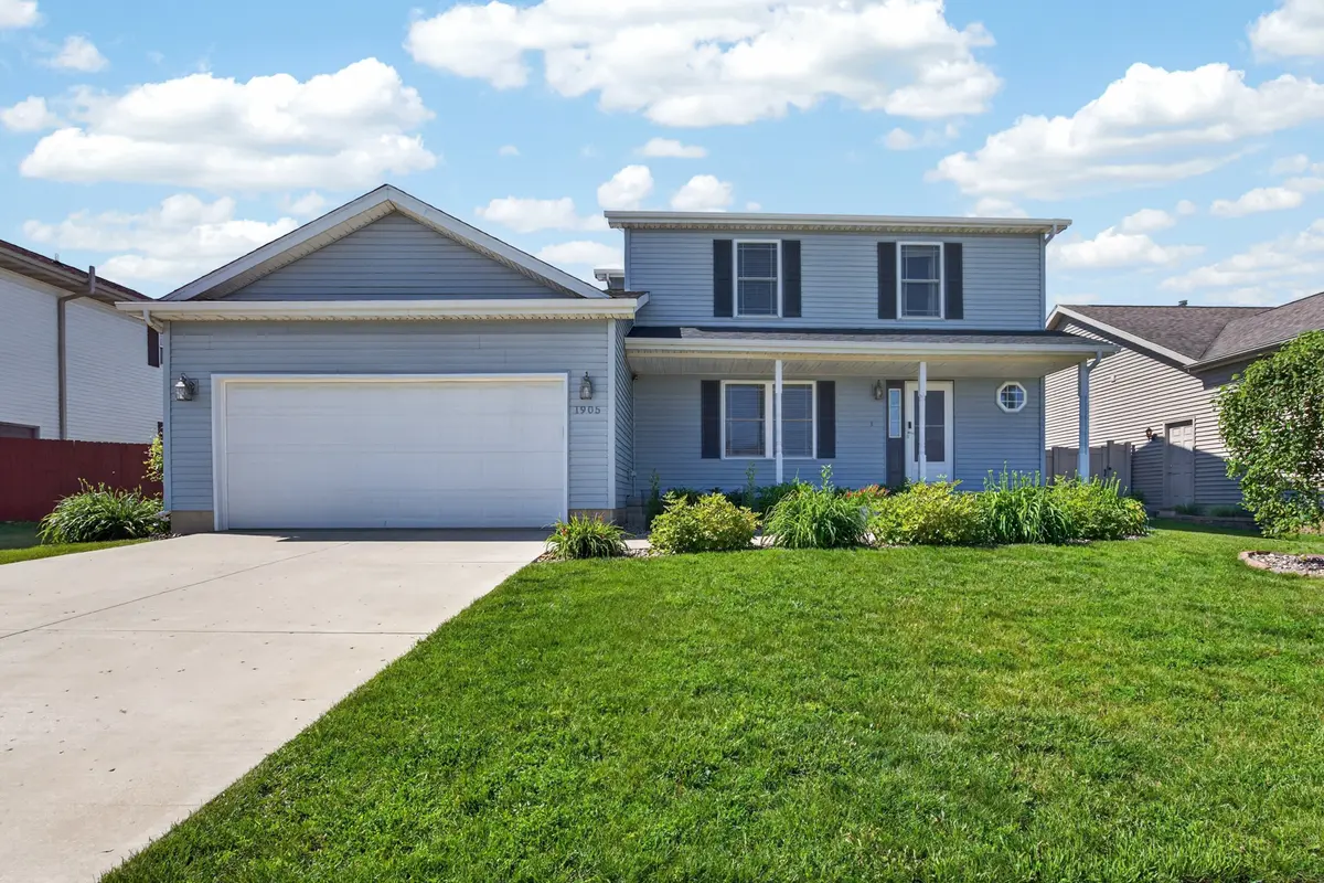 1905 Saltonstall DR, Normal, IL 61761