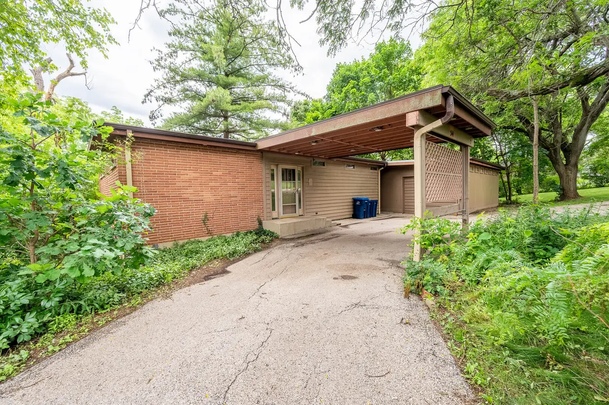 341 Hickory Haven DR E, Gurnee, IL 60031