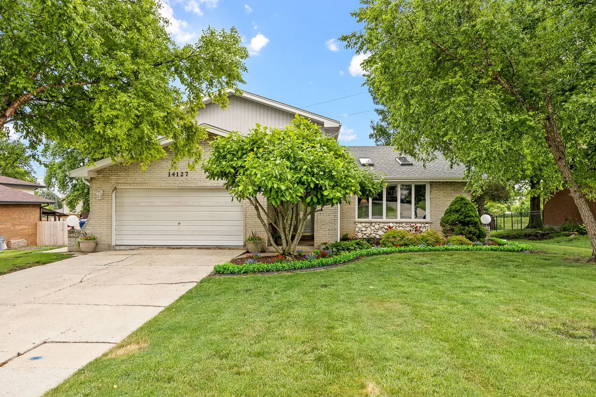 14127 Pheasant LN, Orland Park, IL 60467