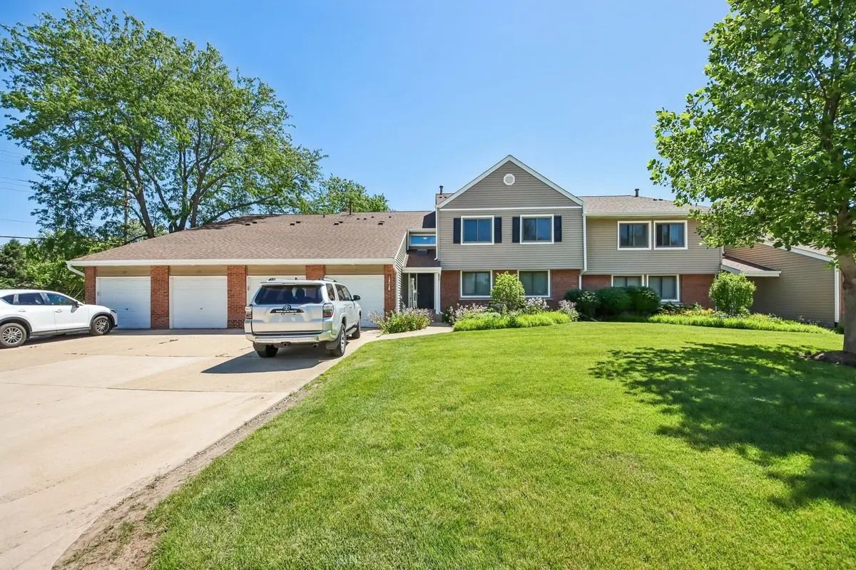124 W Morningside LN #124, Buffalo Grove, IL 60089