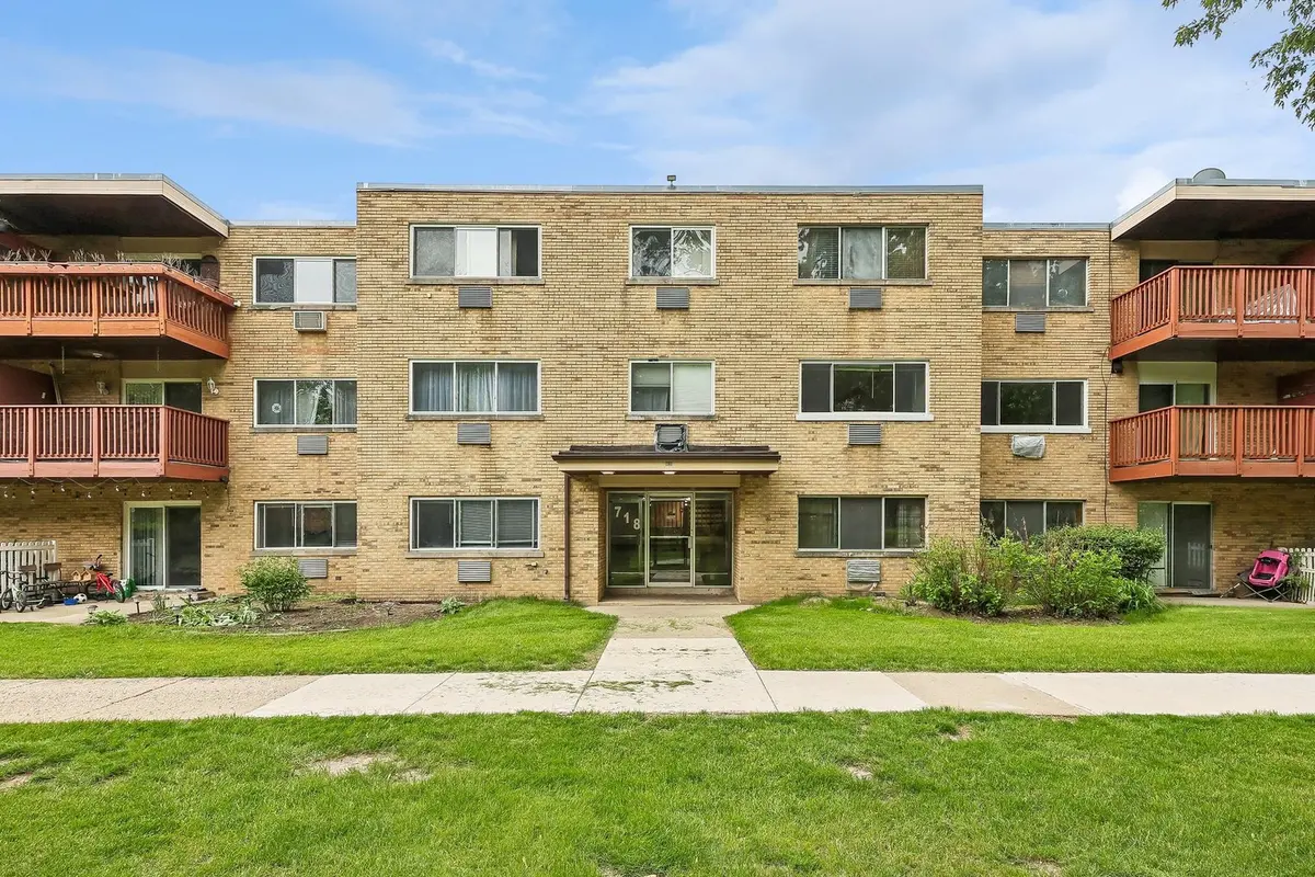 718 Dempster ST #G106, Mount Prospect, IL 60056
