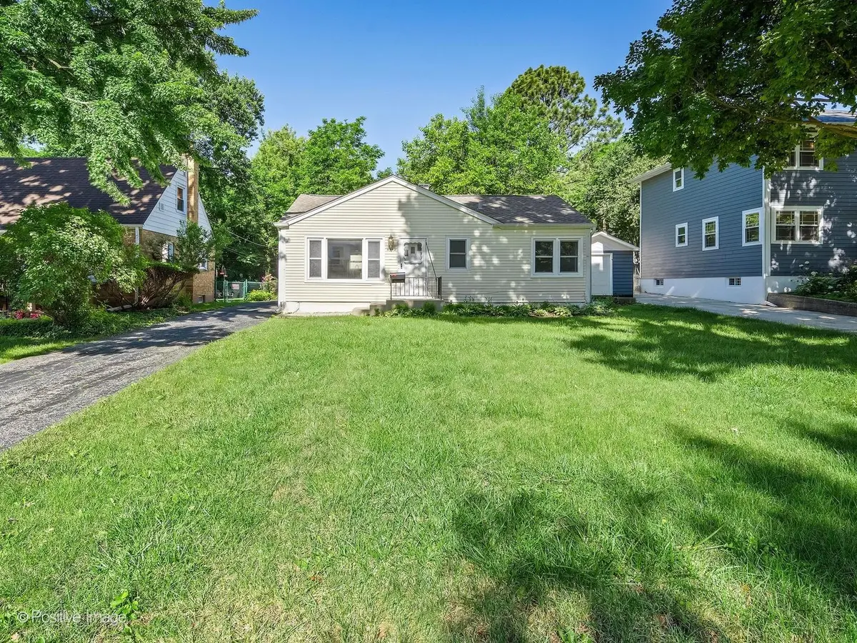 4342 Washington ST, Downers Grove, IL 60515