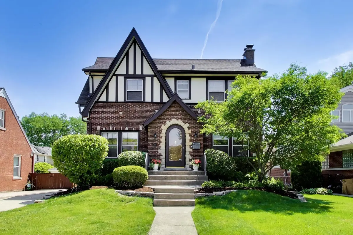 125 N Peck AVE, La Grange, IL 60525