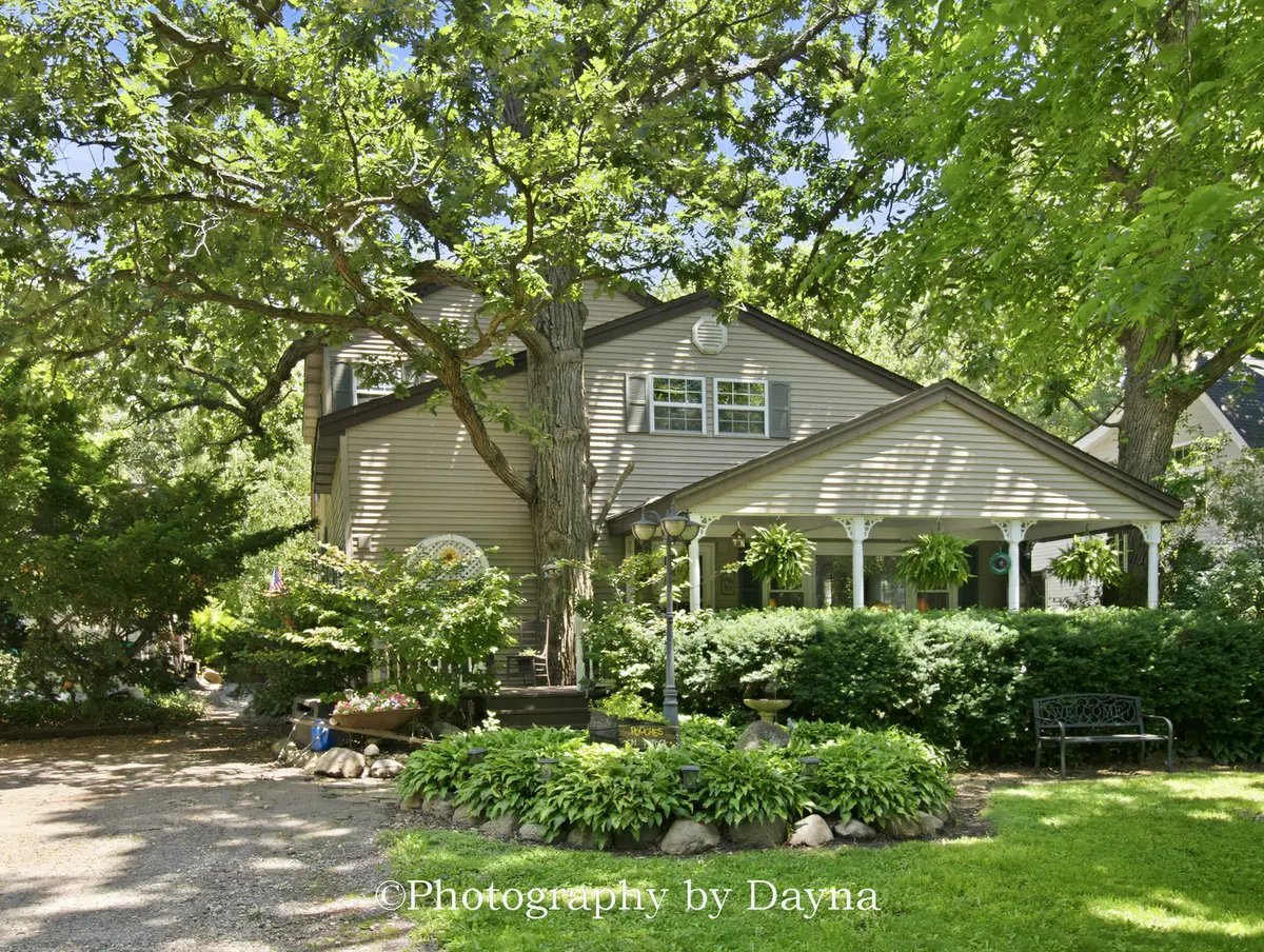 21329 S Hillside RD, Frankfort, IL 60423