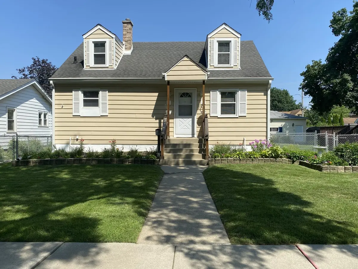 231 S Mason ST, Bensenville, IL 60106