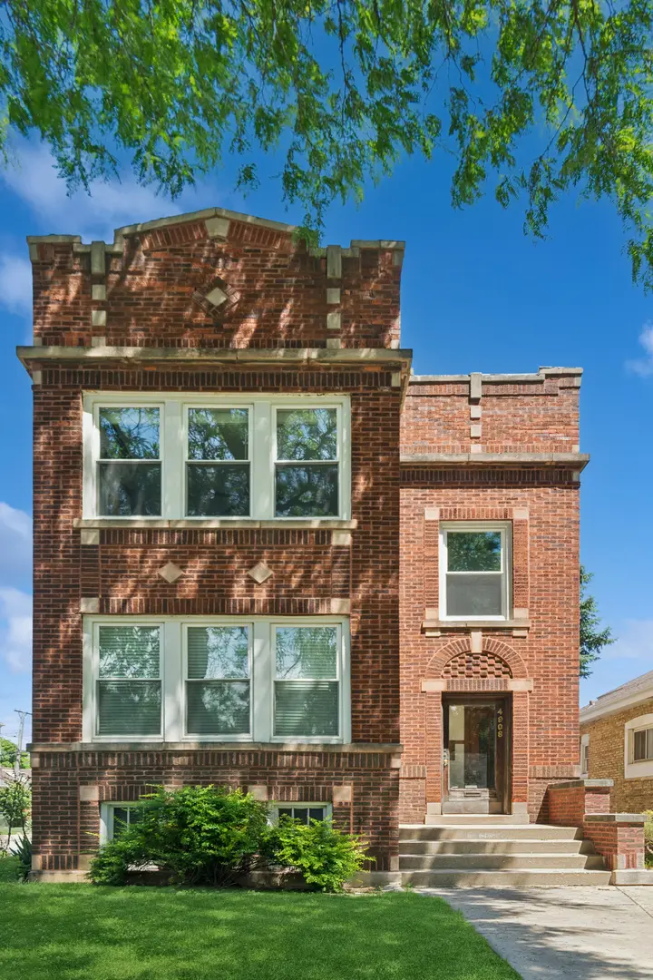 4908 W Pensacola AVE, Chicago, IL 60641