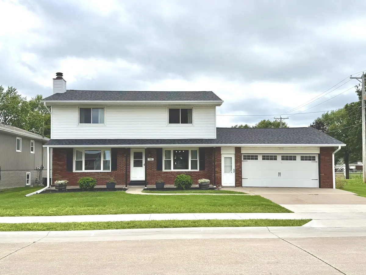 116 N Century ST, Walcott, IA 52773