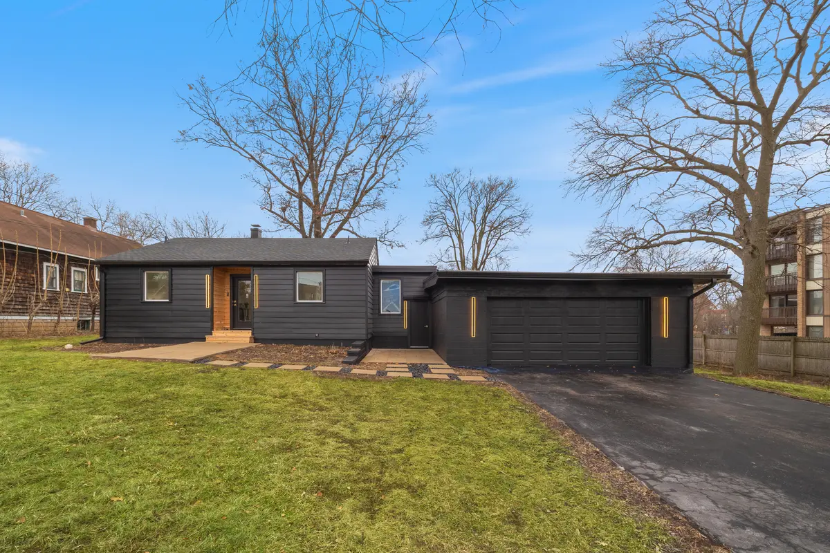 1809 Jefferson AVE, Glenview, IL 60025