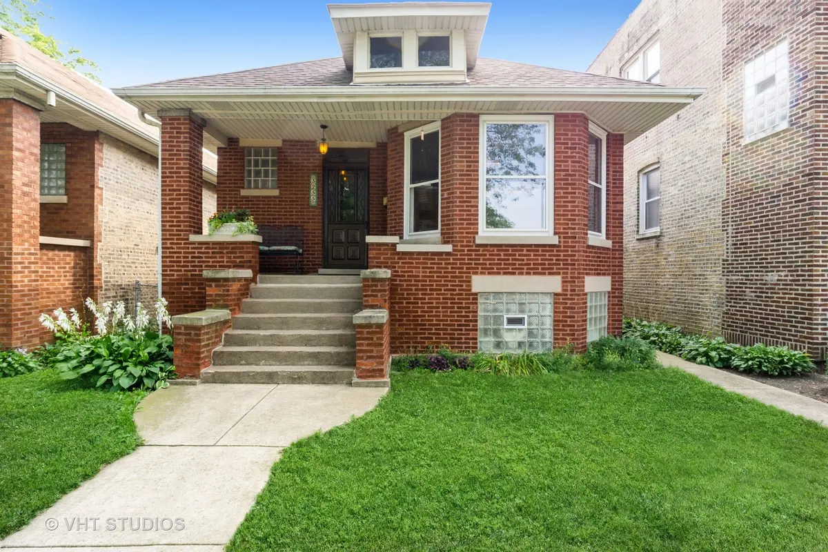 3255 N KILDARE AVE, Chicago, IL 60641