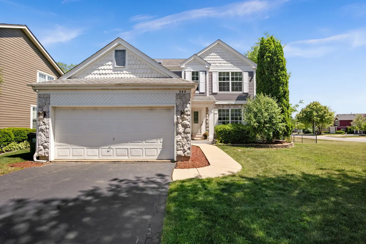 345 Mayfair LN, South Elgin, IL 60177
