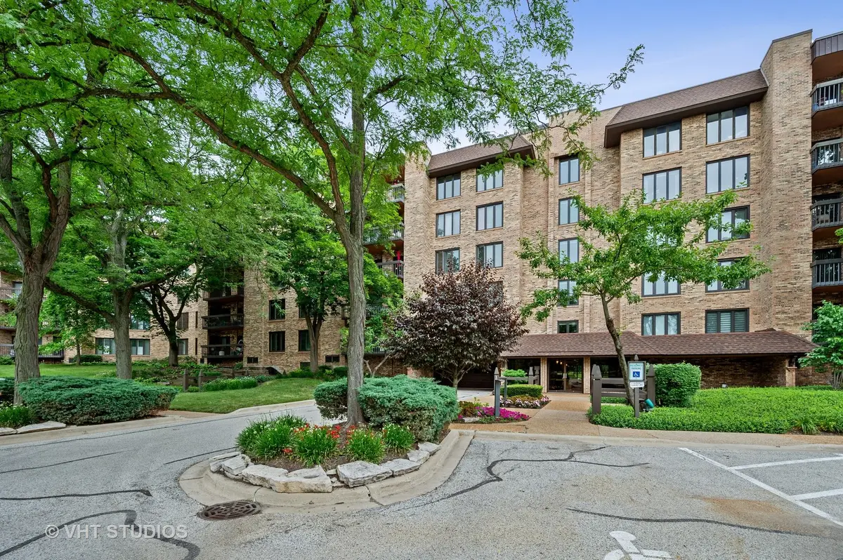 1771 Mission Hills RD #316, Northbrook, IL 60062
