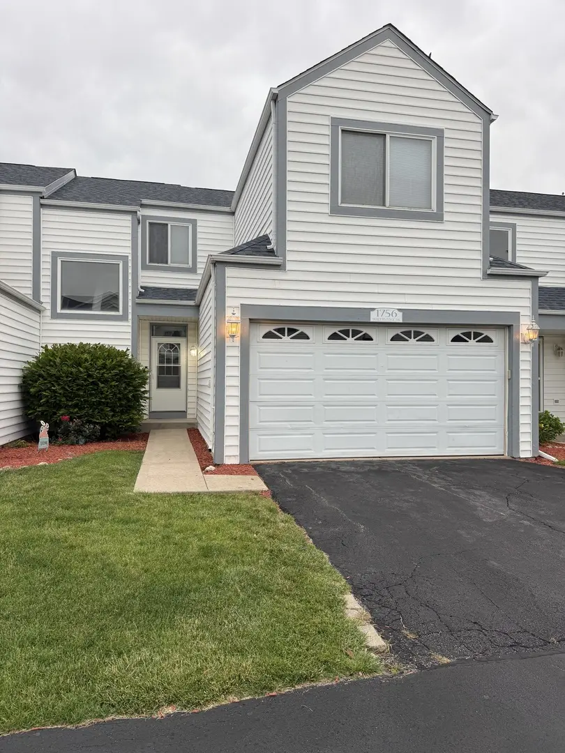 1756 Waters Edge DR, Minooka, IL 60447