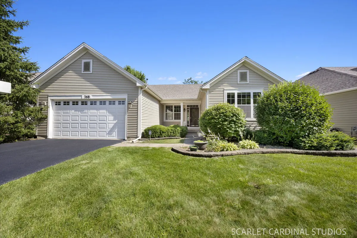 768 Bohannon CIR, Oswego, IL 60543