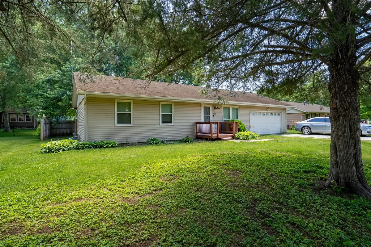 306 W Olive ST, Minier, IL 61759