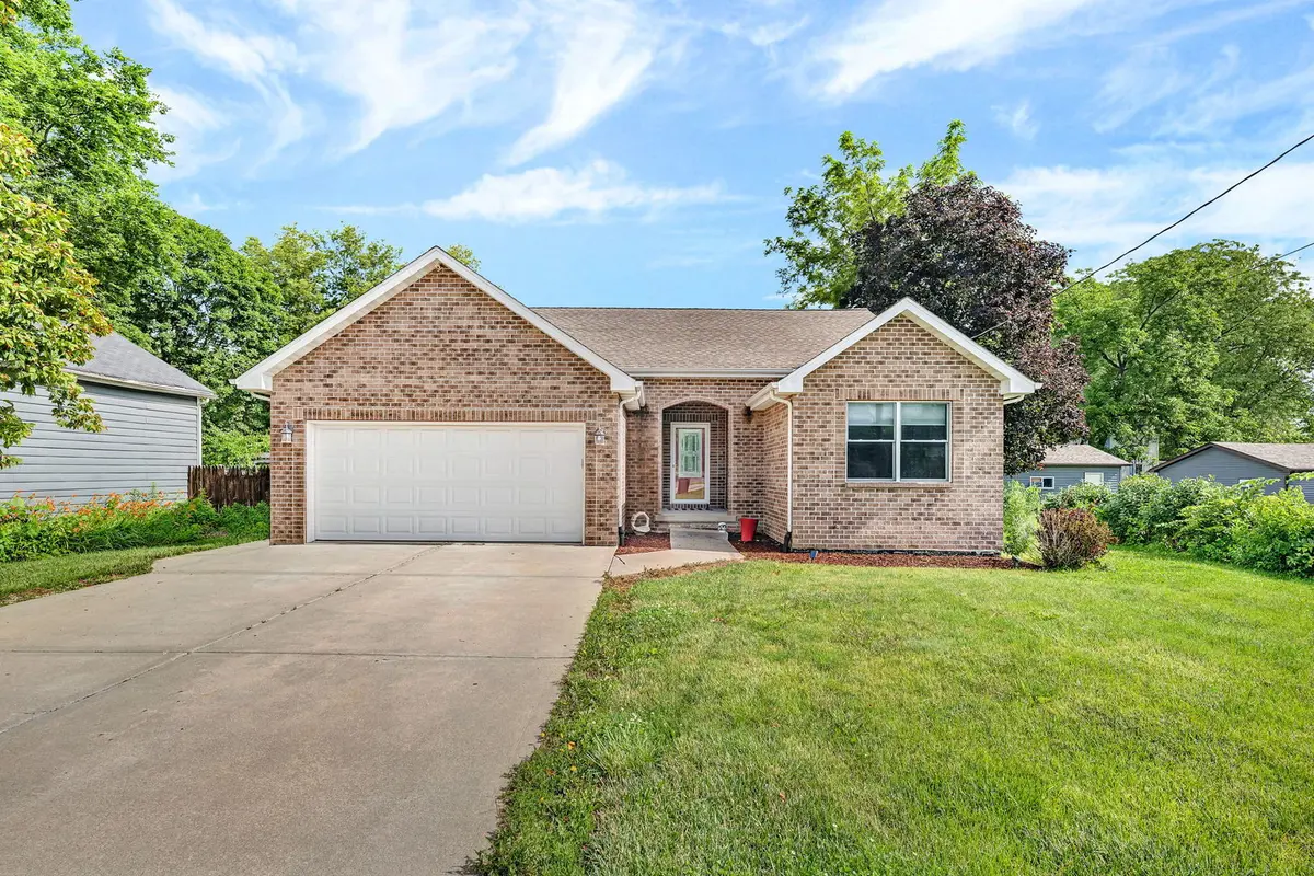 307 W Main ST, Gardner, IL 60424