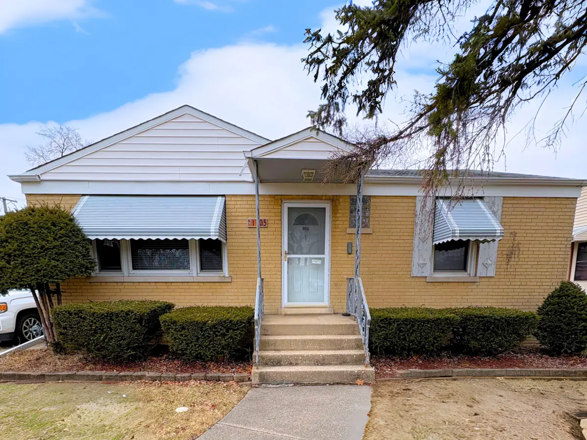 1105 E Oak AVE, La Grange Park, IL 60526