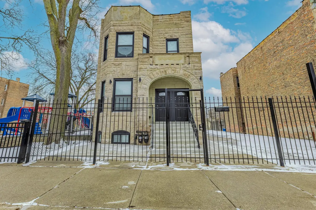 1539 S Christiana AVE, Chicago, IL 60623