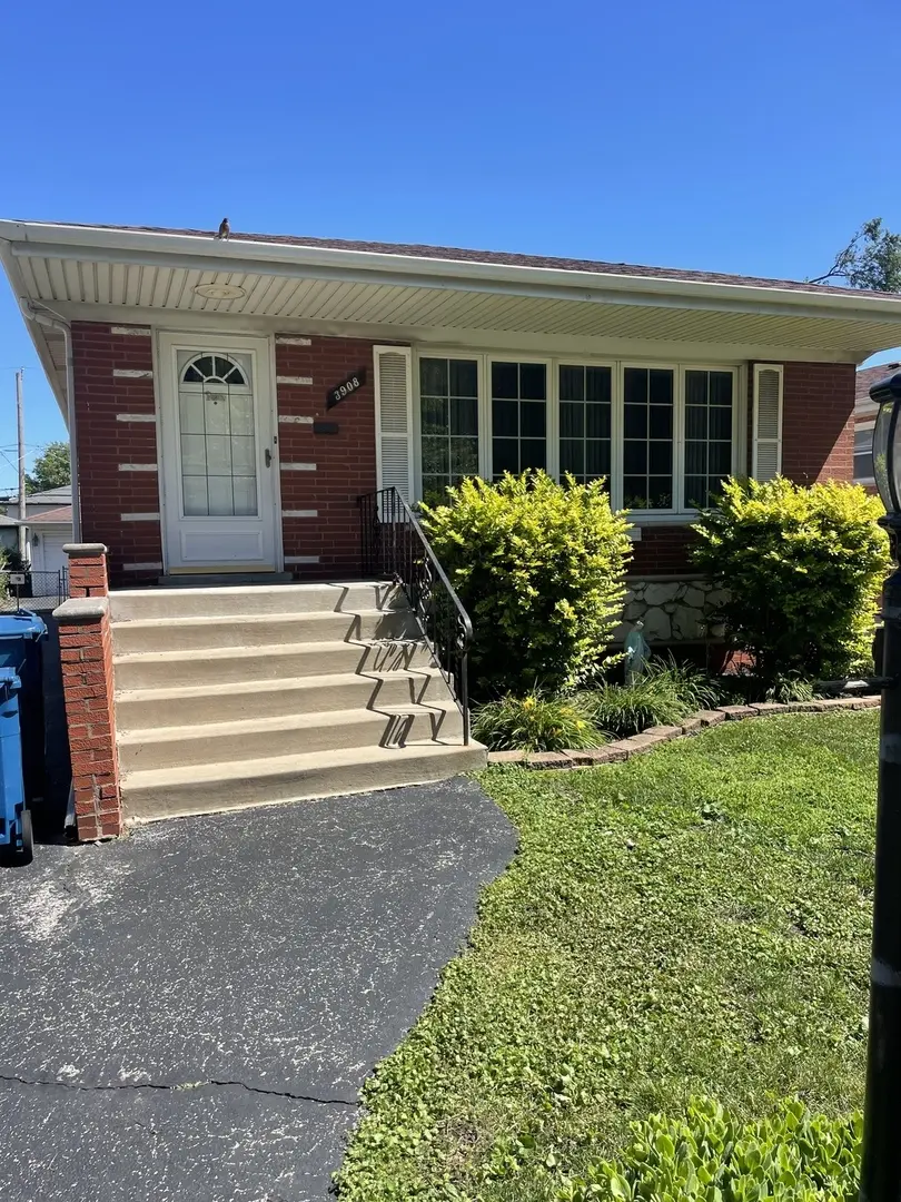 3908 W 117TH ST, Alsip, IL 60803