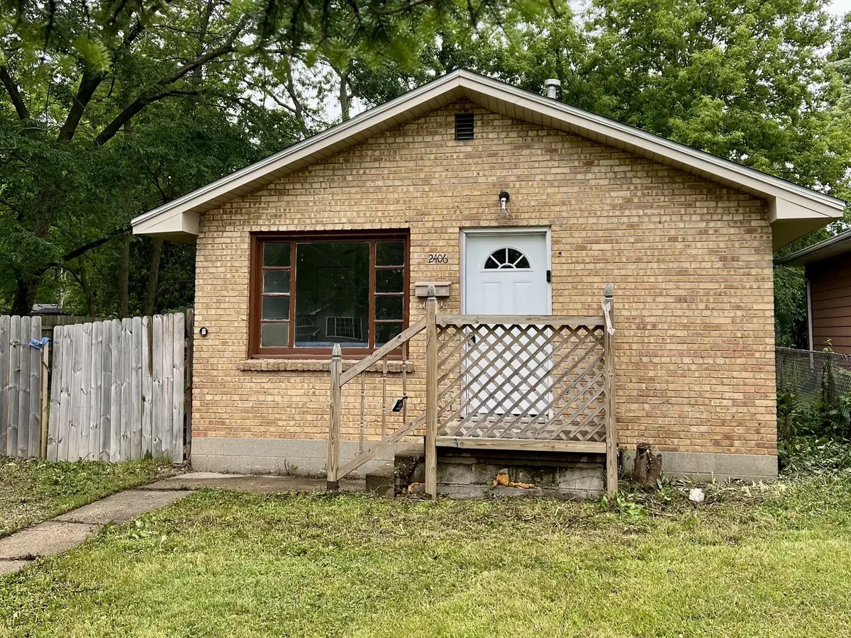 2406 Hermon AVE, Zion, IL 60099