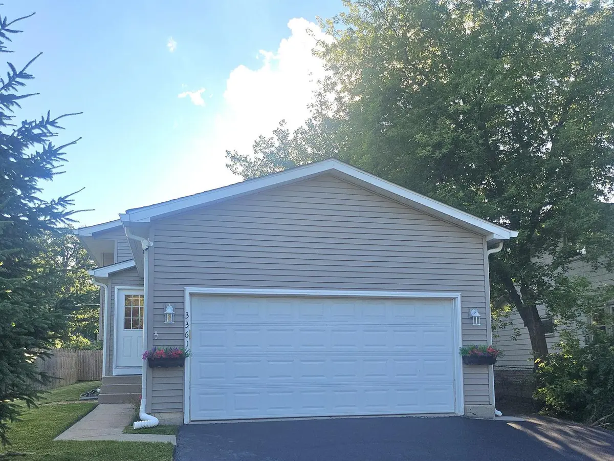 33616 N Evergreen DR, Grayslake, IL 60030