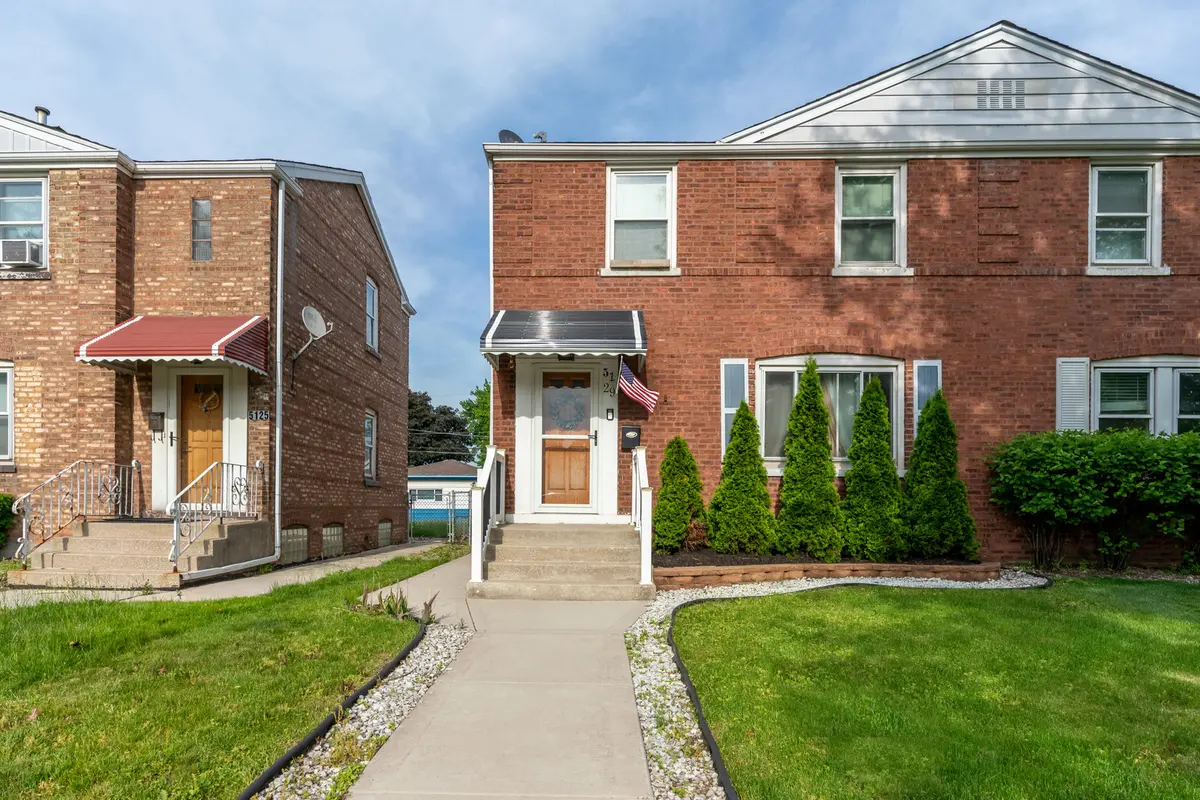 5129 S Menard AVE, Chicago, IL 60638