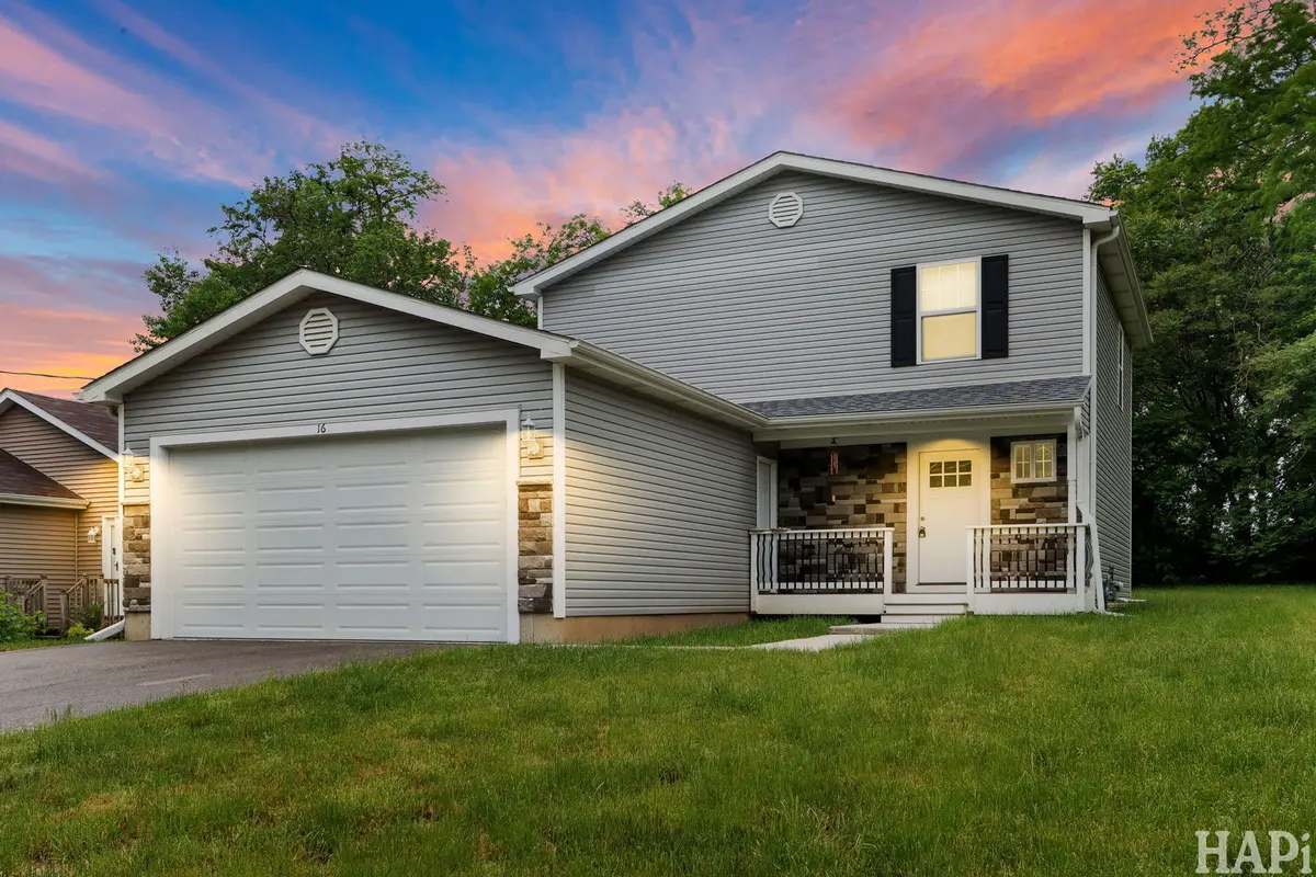 16 Elm AVE, Fox Lake, IL 60020