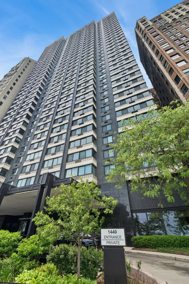 1440 N Lake Shore DR #23A, Chicago, IL 60610