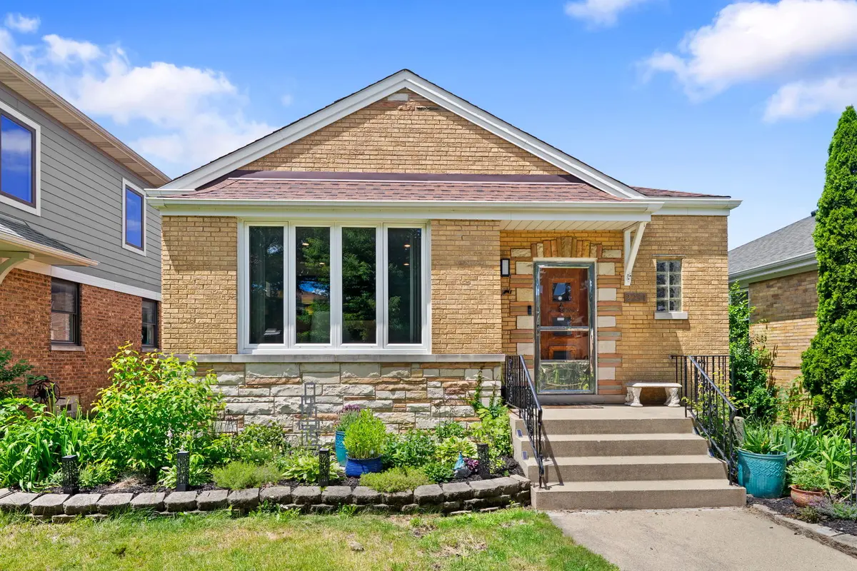 2234 S 12th AVE, North Riverside, IL 60546