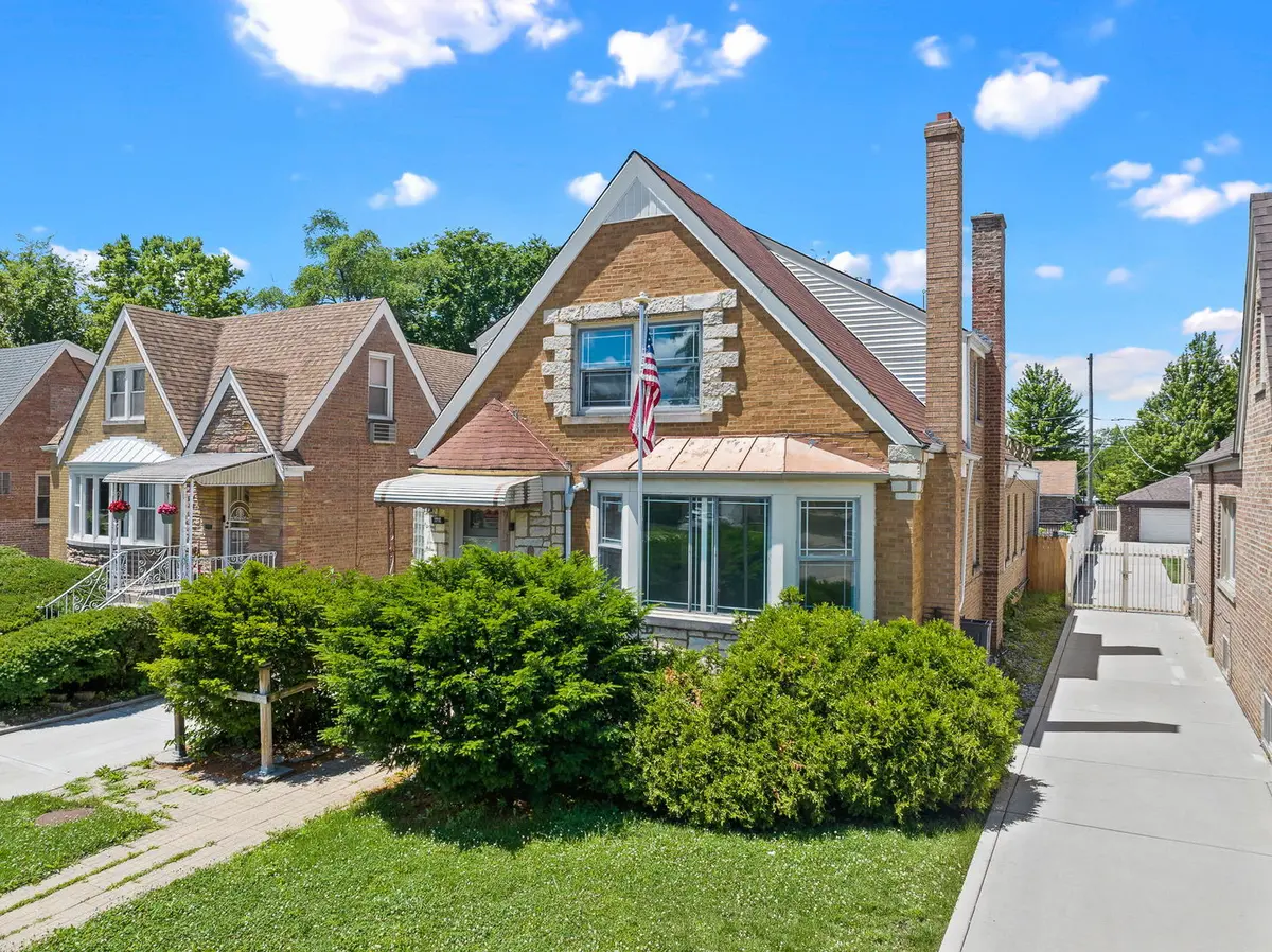 1716 N Neva AVE, Chicago, IL 60707