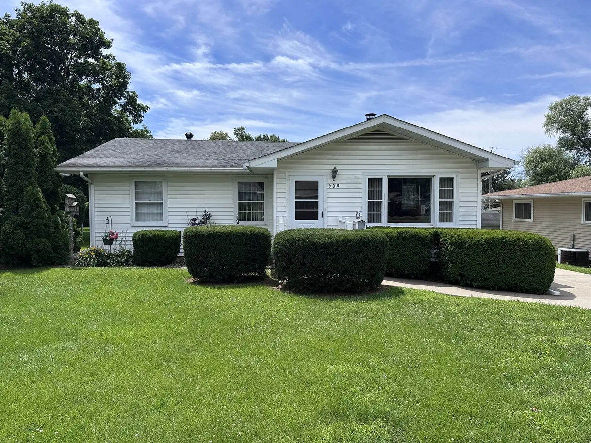 509 Highview DR, Clinton, IA 52732