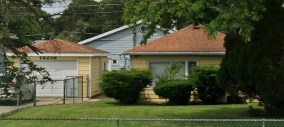 18236 Chicago AVE, Lansing, IL 60438