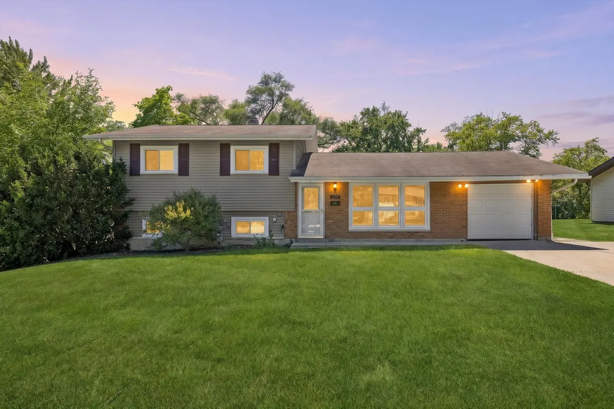 1680 Highland BLVD, Hoffman Estates, IL 60169