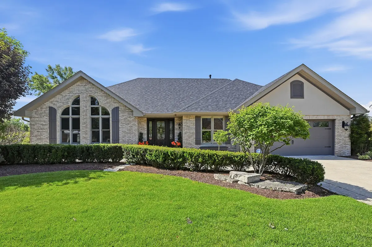 10809 W 142nd ST, Orland Park, IL 60467