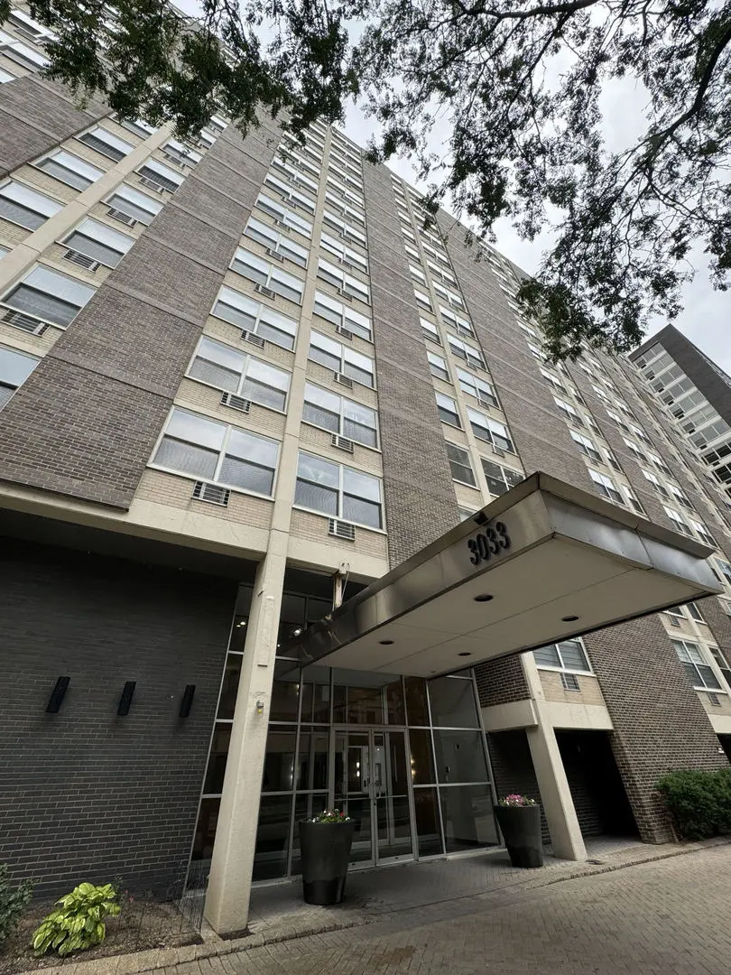3033 N SHERIDAN RD #1505, Chicago, IL 60657