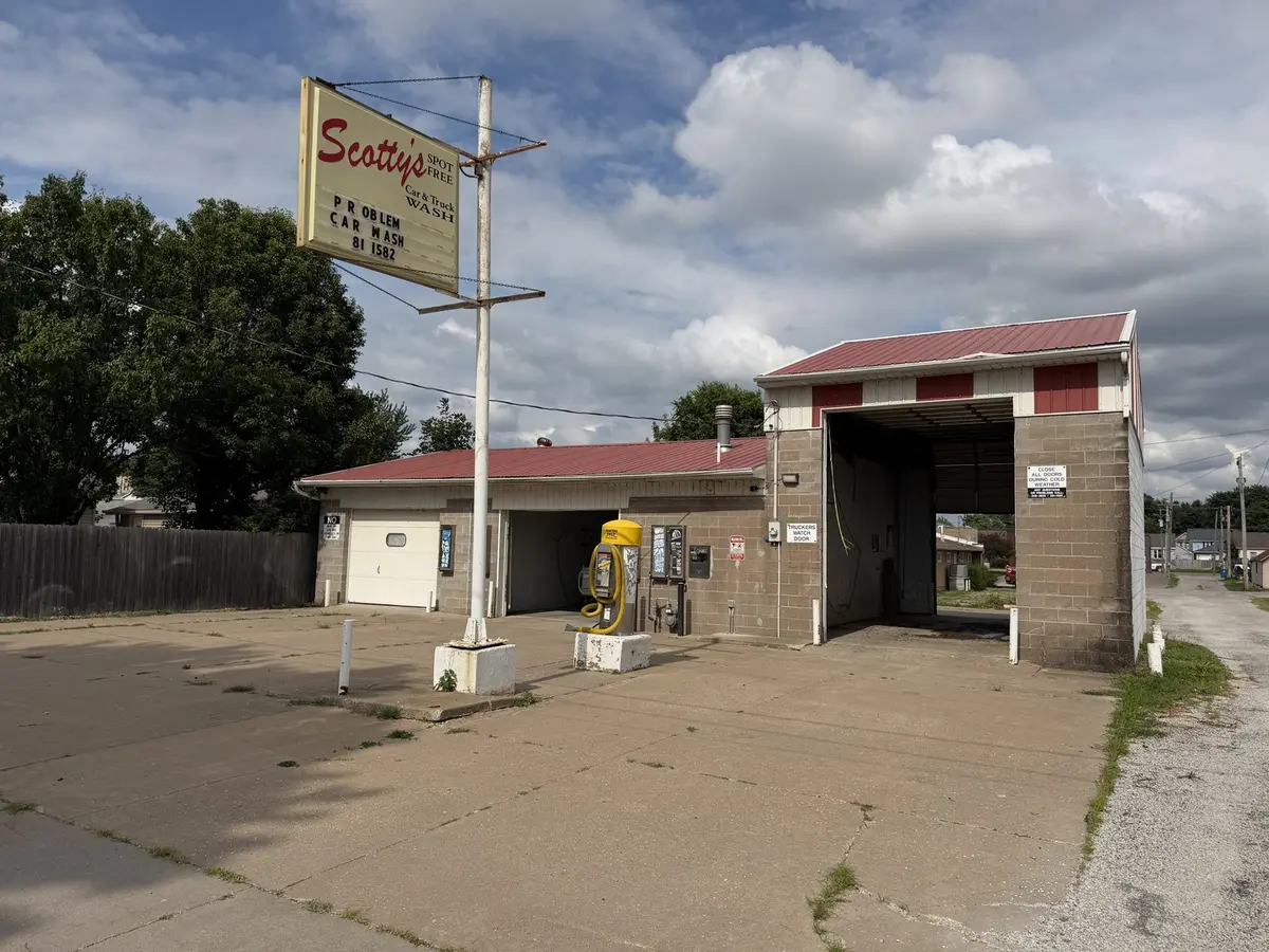 125 Jefferson ST, Buffalo, IA 52728
