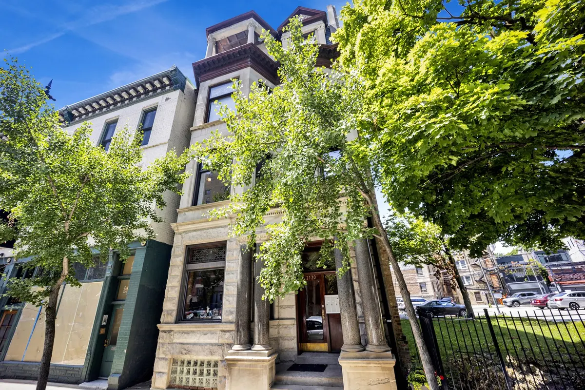 2120 N Clark ST #2, Chicago, IL 60614