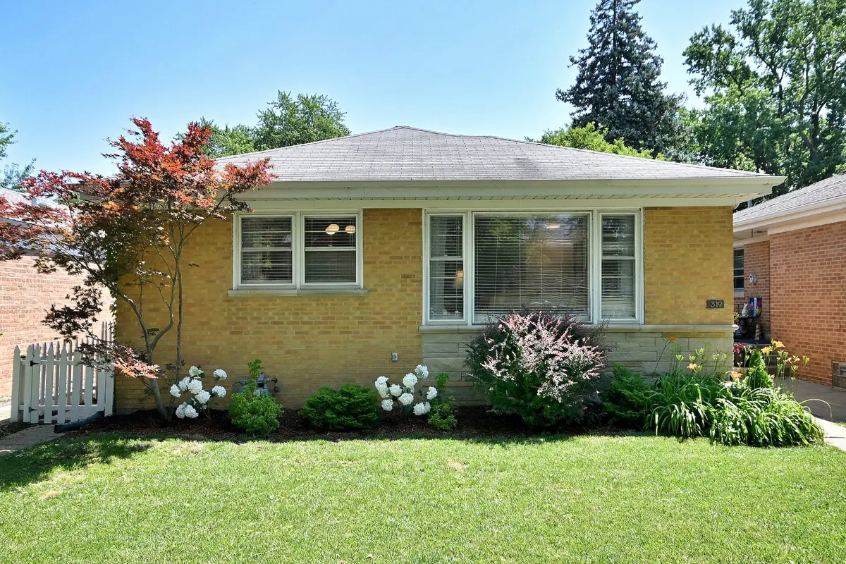319 Dodge AVE, Evanston, IL 60202