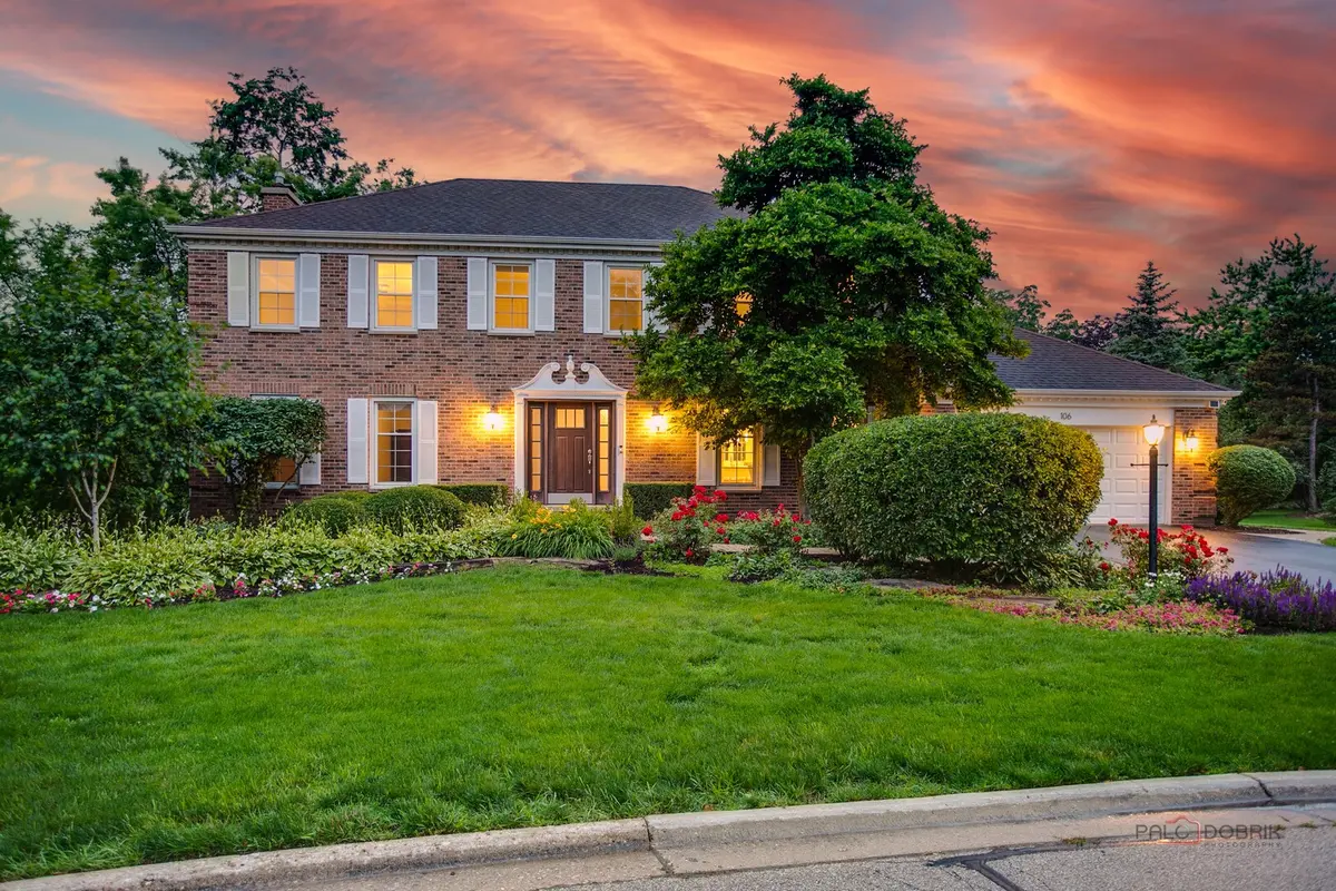 106 Surrey LN, Lincolnshire, IL 60045