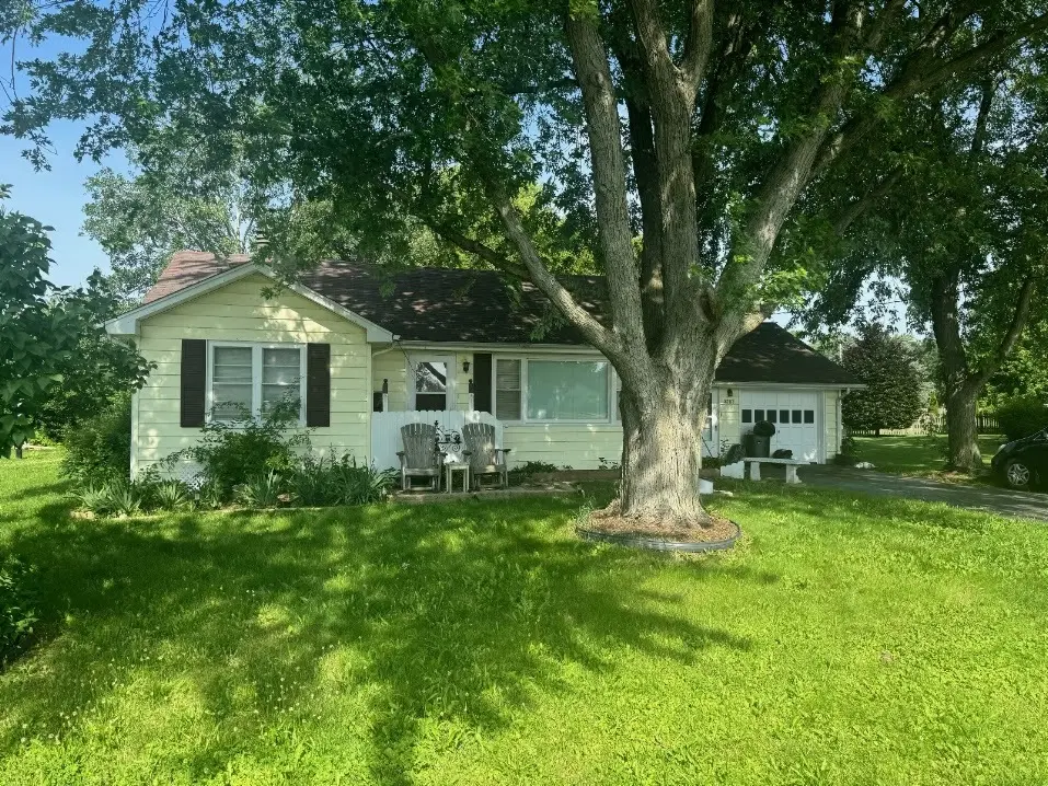 3707 N Fairview AVE, Johnsburg, IL 60051