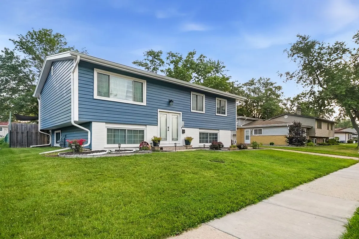 216 Lee ST, Park Forest, IL 60466